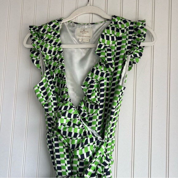 Kate Spade Size 8 Sleeveless Green Geometric Print 100% Silk Aubrey Wrap Dress - Picture 3 of 8